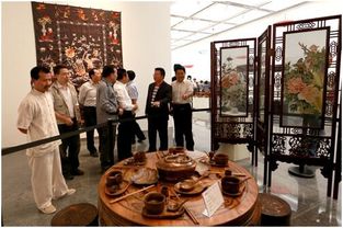 四川民間文藝創(chuàng)作工程優(yōu)秀作品展在四川美術(shù)館開(kāi)幕，中國(guó)美術(shù)家協(xié)會(huì)引領(lǐng)文藝新風(fēng)尚